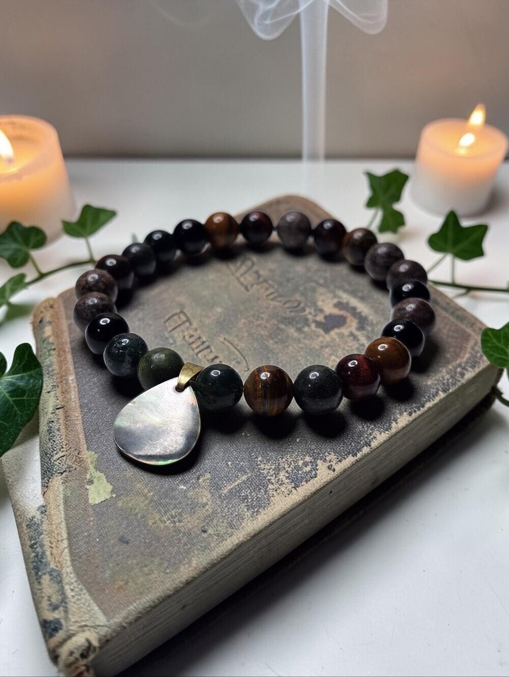Multicolor Natural Stone Beaded Bracelet with Shell Mother Of Pearl Charm
